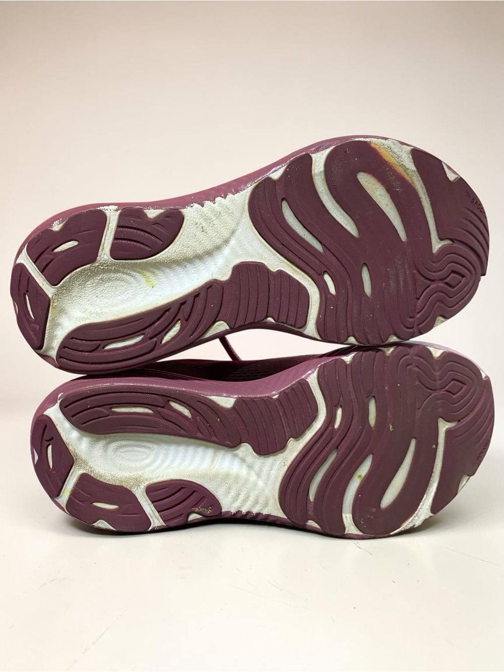 Brooks Glycerin 22 Berry Burgundy Rose Athletic Running Shoes Women’s 11 M - Picture 11 of 12